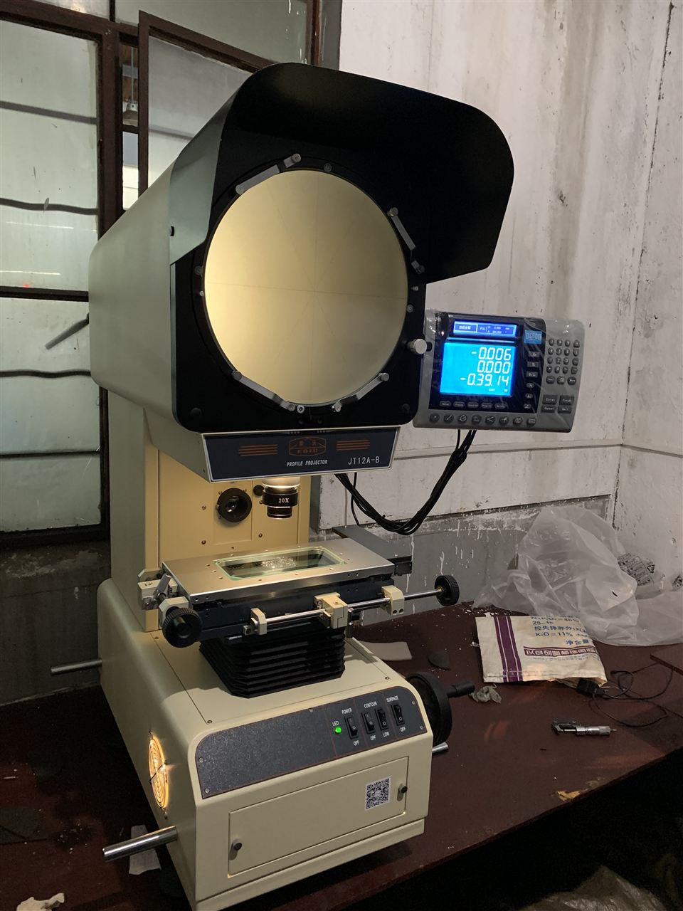 JT12A-b φ300 数字式投影仪