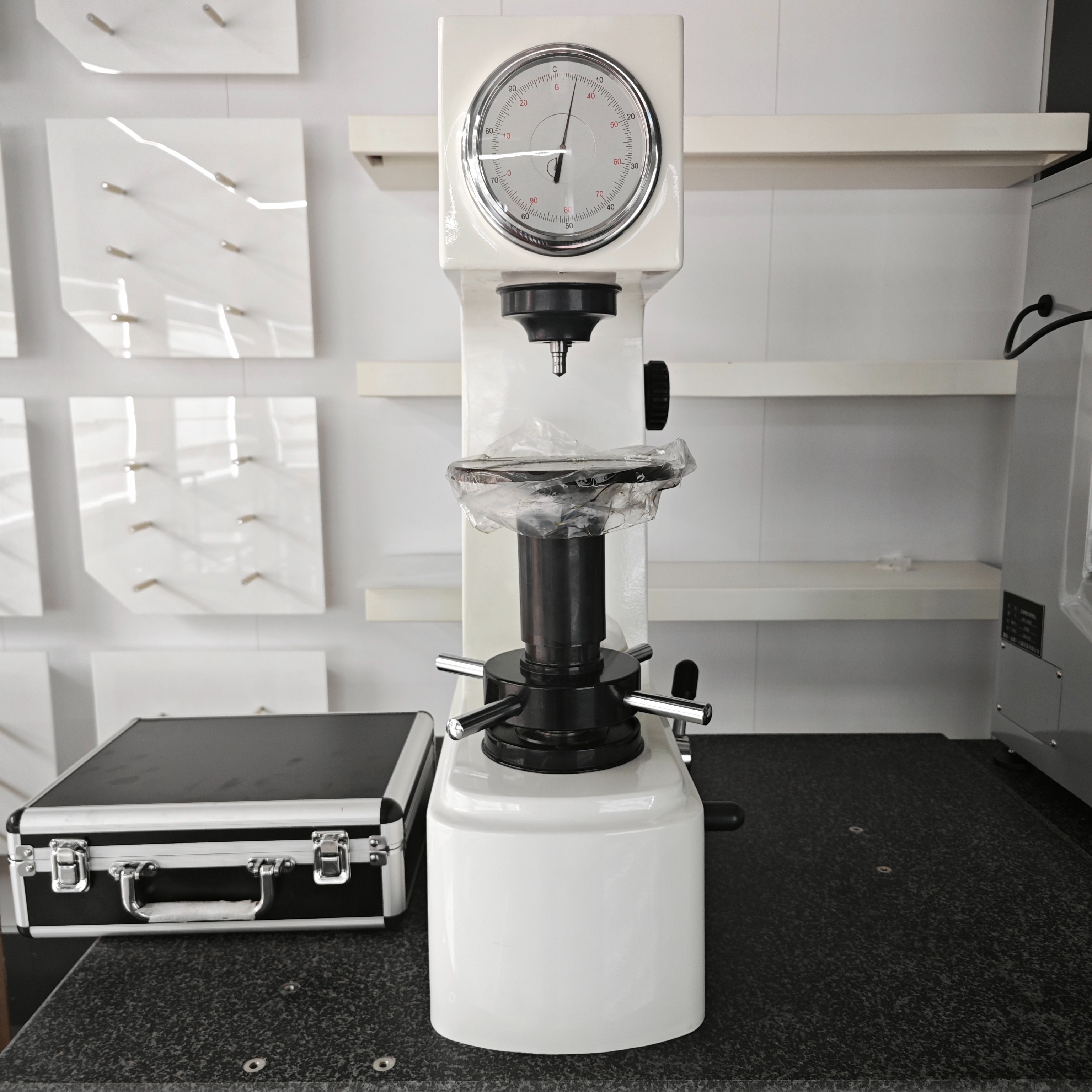 洛氏硬度检测及计算公式所用符号